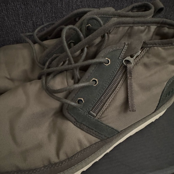 Ugg Neumel Zip MLT - Picture 3 of 9